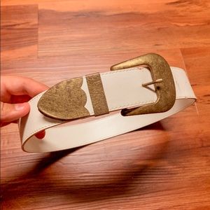 Vintage Retro White Metal Tipped Belt